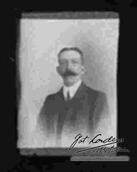 Imagen de un empleado de la policia. 2 de agosto de 1918.