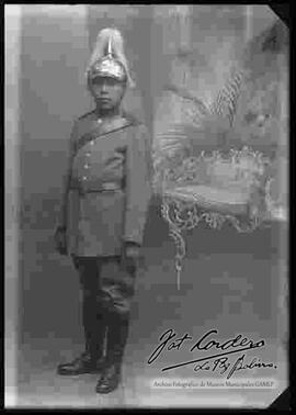 Foto de estudio de un soldado