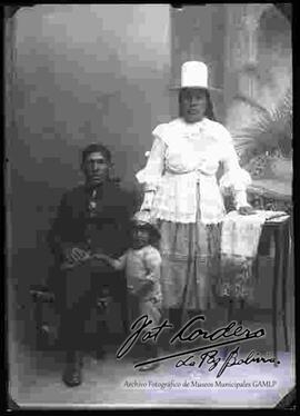 Foto de estudio de una familia
