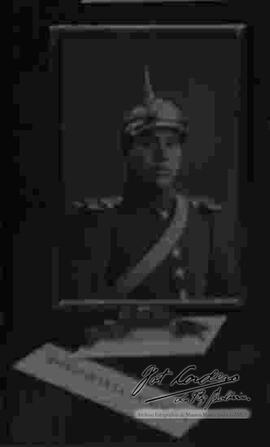 Imagen del sub Teniente carrasco, del regimiento "Abaroa" 1º de caballería. Guaqui 30 de agosto de 1921.