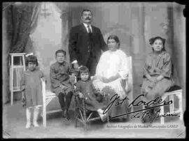 Foto de estudio de una familia