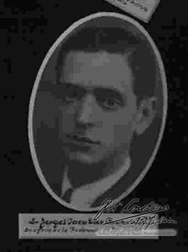 Imagen del Sr. Jerges Vaca Diez Cronemsel. Delegado de la federación de estudiantes. Parte del primer consejo universitario, Universidad Mayor Gabriel Rene Moreno, Santa Cruz - Bolivia junio de 1939.