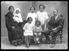 Foto de estudio de una familia