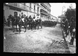 Recepción  de una de las embajadas, para  la tramsmisión de mando presidencial del General Ismael Montes a  S. E. José Gutiérrez Guerra.