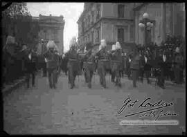 Desfile Militar delante del Palacio de Gobierno, Plaza Murillo