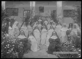 Grupo de monjas de María Auxiliadora