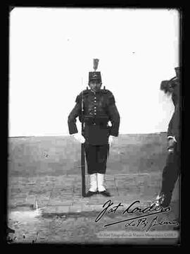 Soldado con uniforme francés