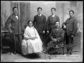 Foto de estudio de una familia