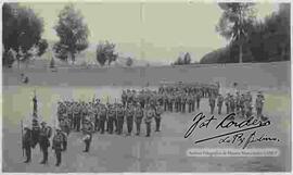 Brigada de boys scouts Max Paredes del colegio Ayacucho, formados en la antigua cancha de la avenida Arce (actual plaza Bolivia)