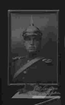 Imagen del Teniente pantoja, del regimiento "Abaroa" 1º de caballería. Guaqui 30 de agosto de 1921.
