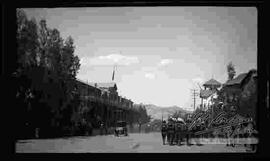 Desfile Militar en la Avenida Arce