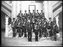 Grupo de Soldados de la Guardia Republicana, en el Palacio de Gobierno