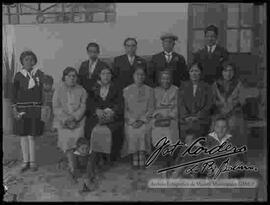 Retrato  de estudio de una familia